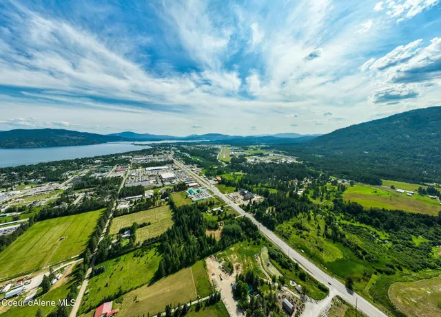 $1,300,000 | 477545 Us-95, Ponderay, ID 83852