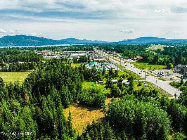 $1,300,000 | 477545 Us-95, Ponderay, ID 83852