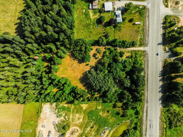 $1,300,000 | 477545 Us-95, Ponderay, ID 83852
