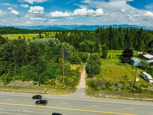 $1,300,000 | 477545 Us-95, Ponderay, ID 83852