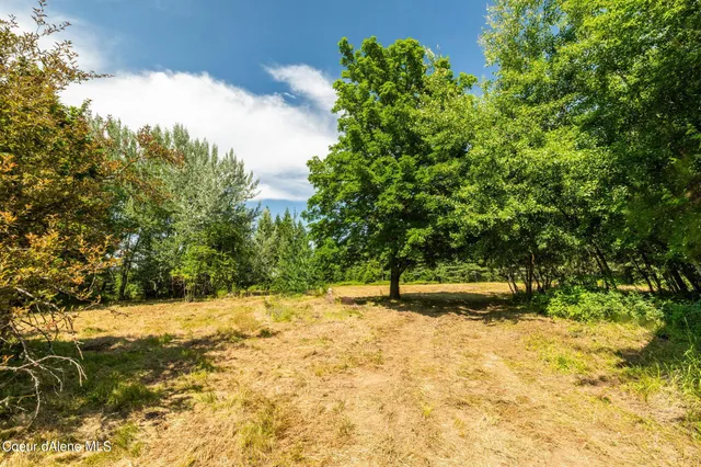 $1,300,000 | 477545 Us-95, Ponderay, ID 83852