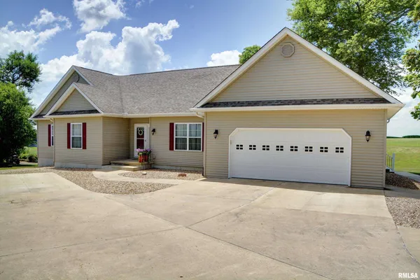 $339,000 | 1211 Kramer Road, Avon, IL 61415