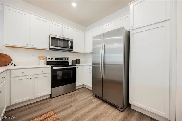 $2,545 | 10733 Passion Hts Street, Las Vegas, NV 89179