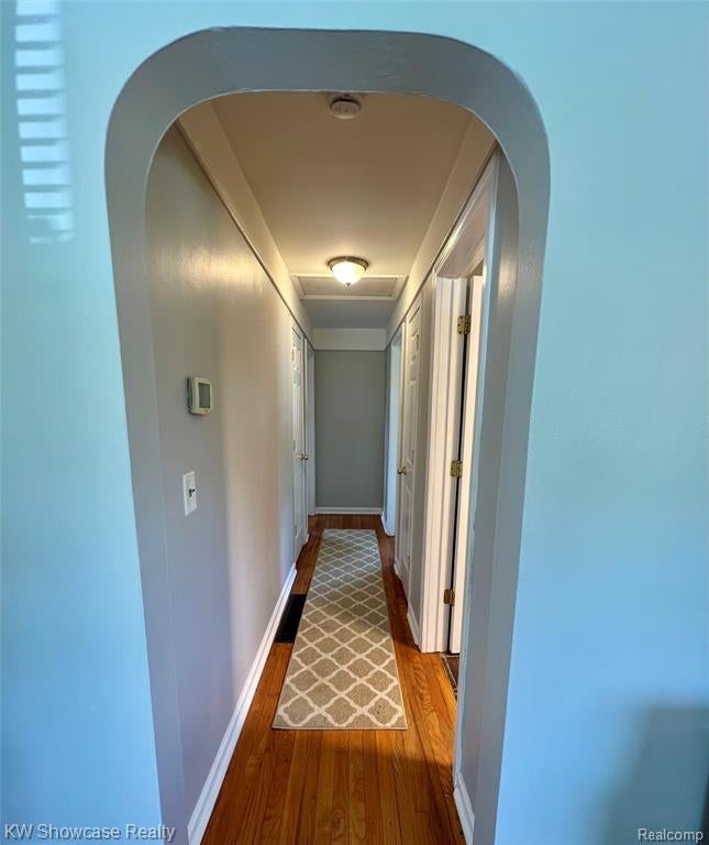 6735 Cooley Lake Road West Bloomfield, MI 48324 - Photo 23 of 41 Gallery Image 23