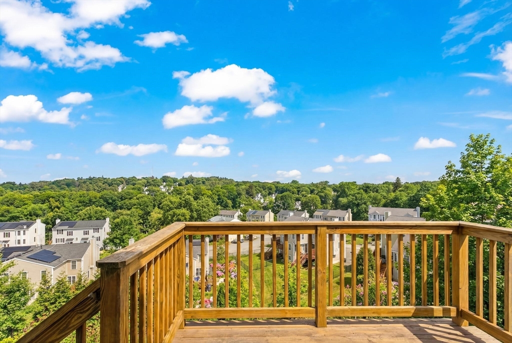 22 Bittersweet Boulevard Worcester, MA 01607 - Photo 3 of 26