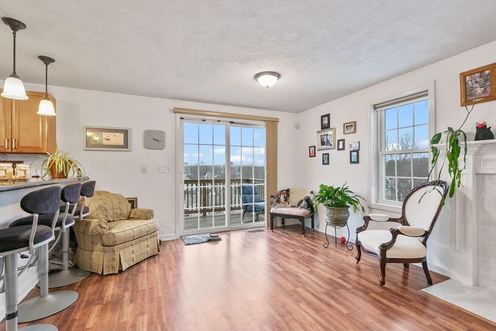 22 Bittersweet Boulevard Worcester, MA 01607 - Photo 10 of 26