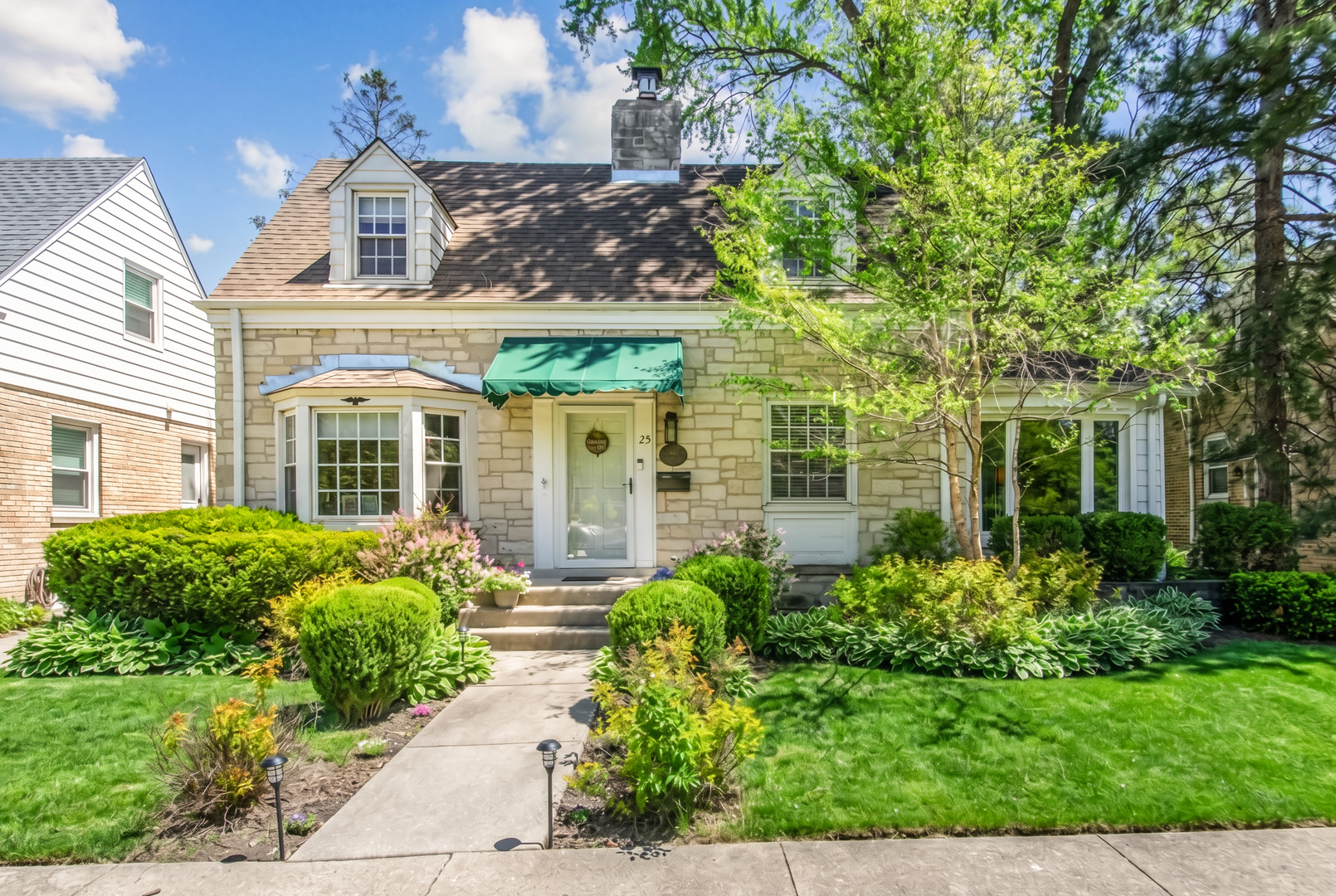 25 North Knight Avenue Park Ridge, IL 60068 - Photo 1 of 2
