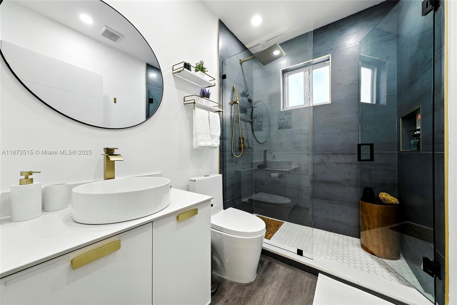 16830 Northeast 6th Court North Miami Beach, FL 33162 - Photo 11 of 42