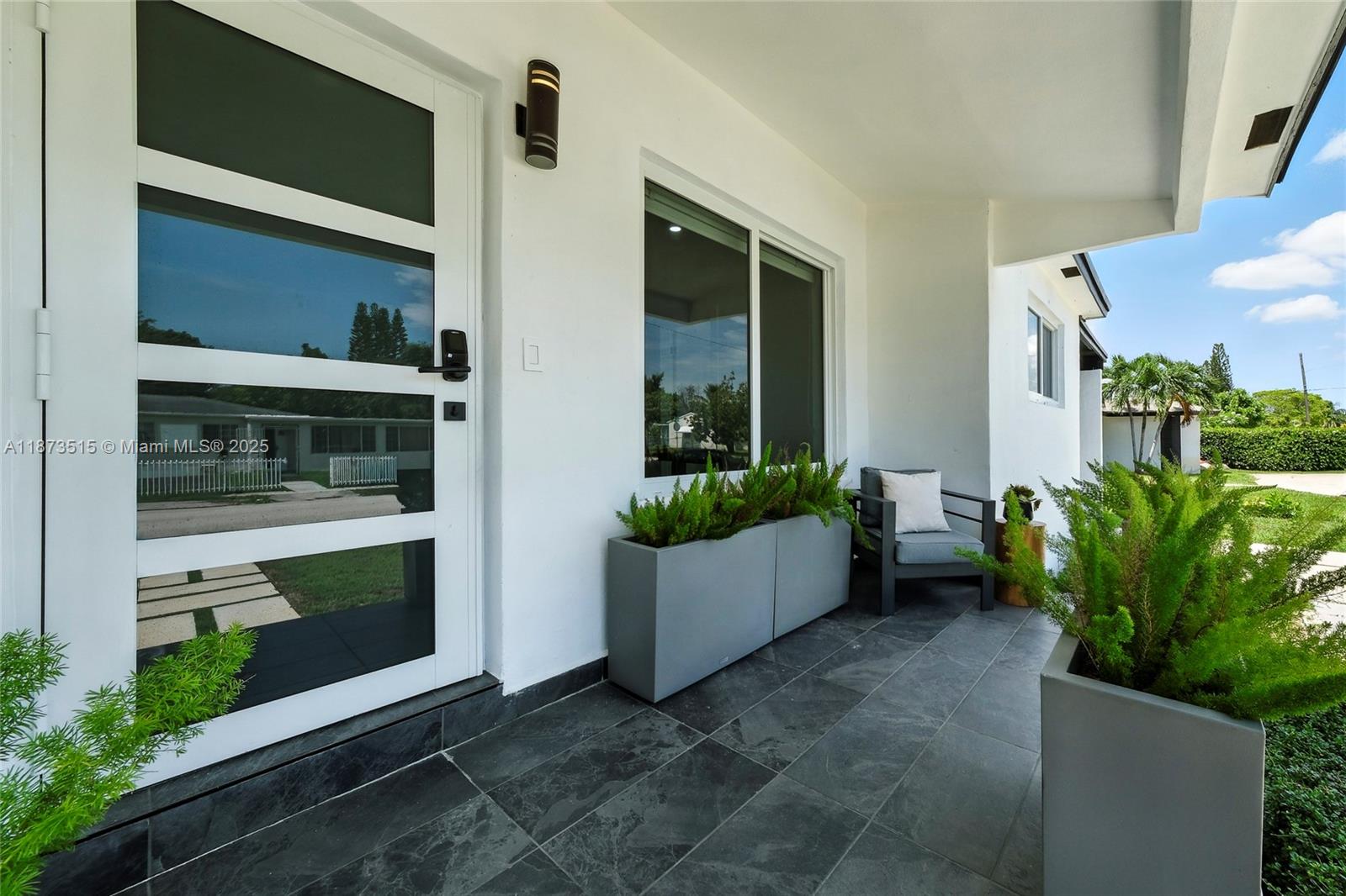 16830 Northeast 6th Court North Miami Beach, FL 33162 - Photo 15 of 42