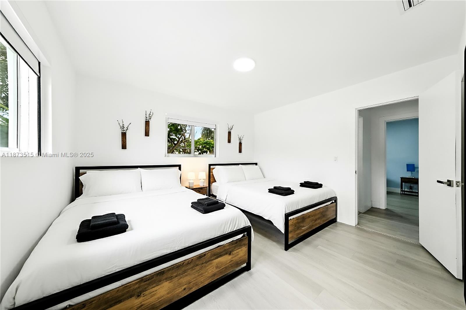 16830 Northeast 6th Court North Miami Beach, FL 33162 - Photo 32 of 42