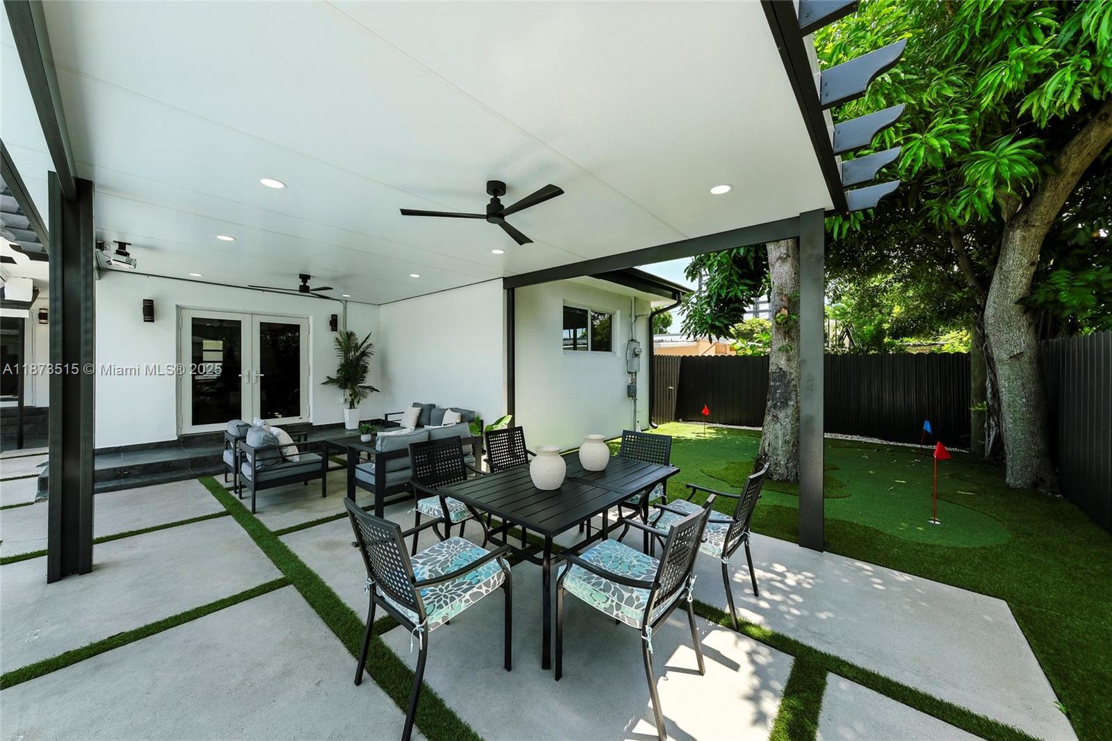 16830 Northeast 6th Court North Miami Beach, FL 33162 - Photo 37 of 42