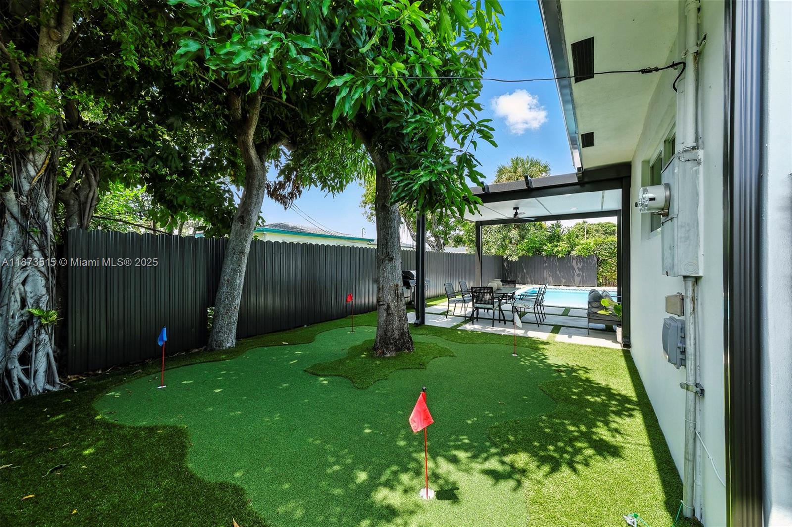 16830 Northeast 6th Court North Miami Beach, FL 33162 - Photo 38 of 42