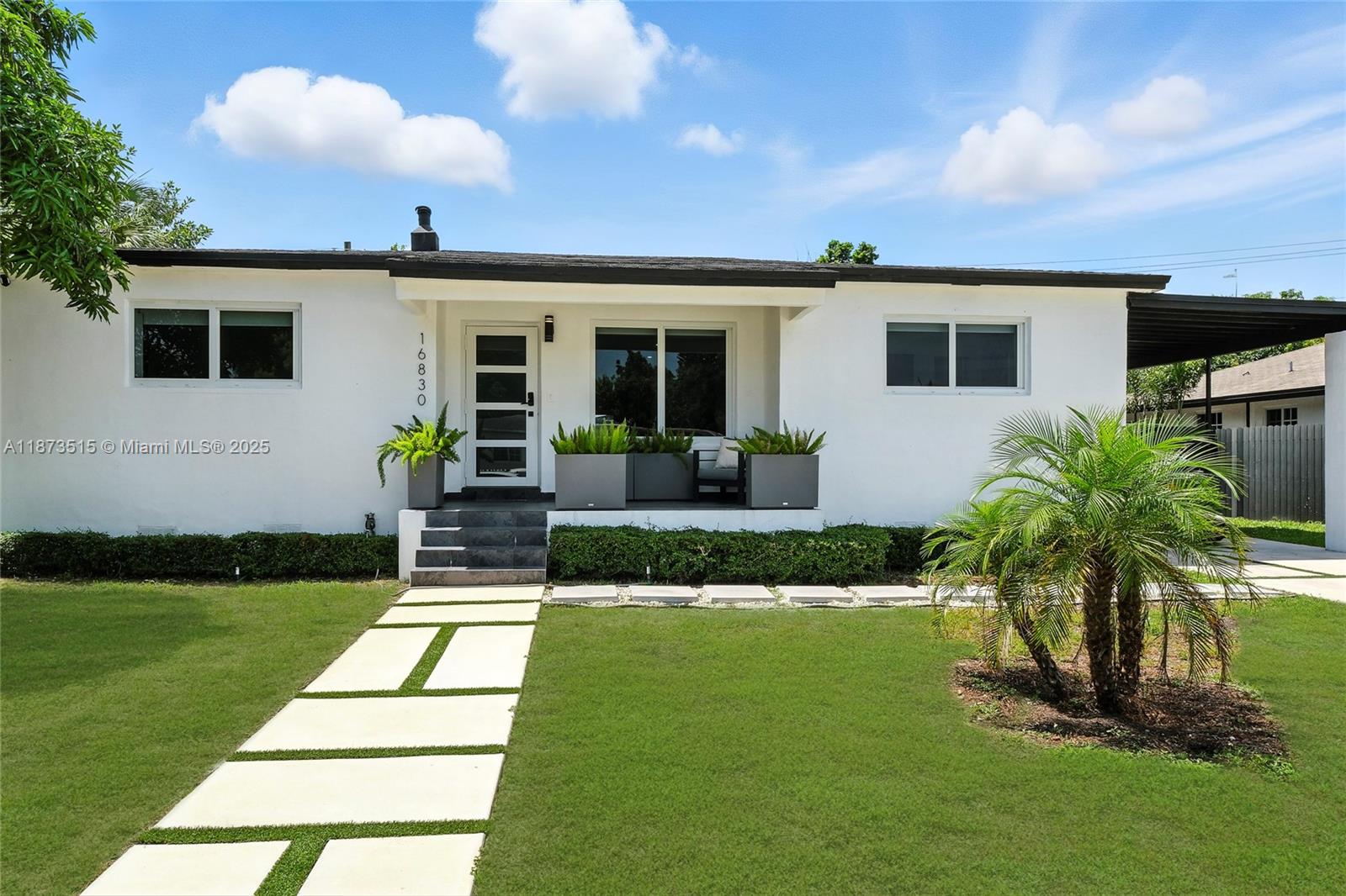 16830 Northeast 6th Court North Miami Beach, FL 33162 - Photo 7 of 42