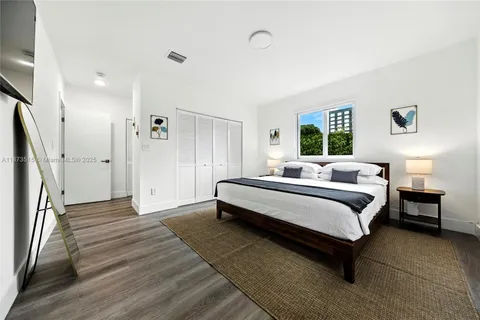 $1,100,000 | 16830 Northeast 6th Court, North Miami Beach, FL 33162