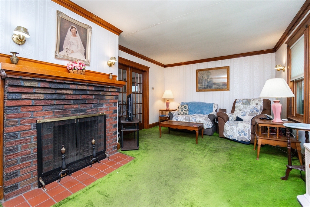 29 Lawrence Road Milton, MA 02186 - Photo 21 of 35