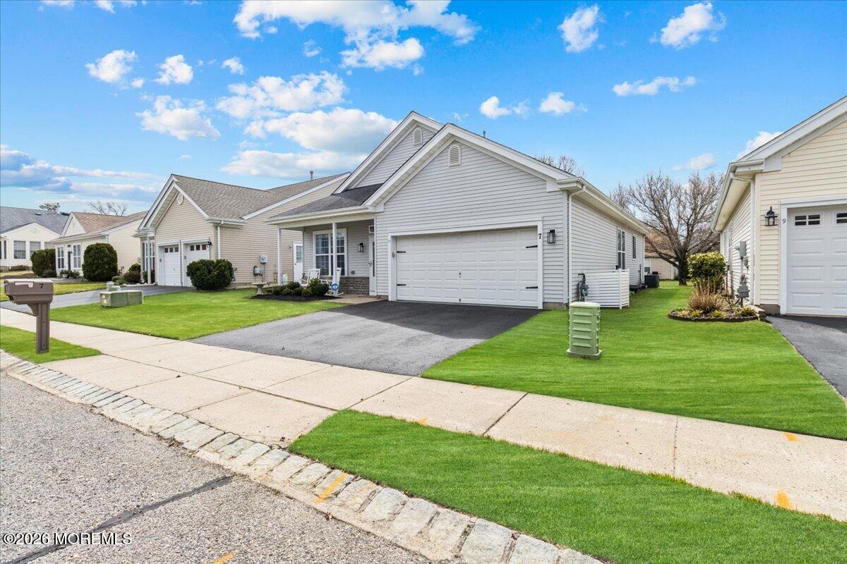 7 Cardinal Place Barnegat, NJ 08005 - Photo 3 of 36 05-IMG_7884.jpgv2