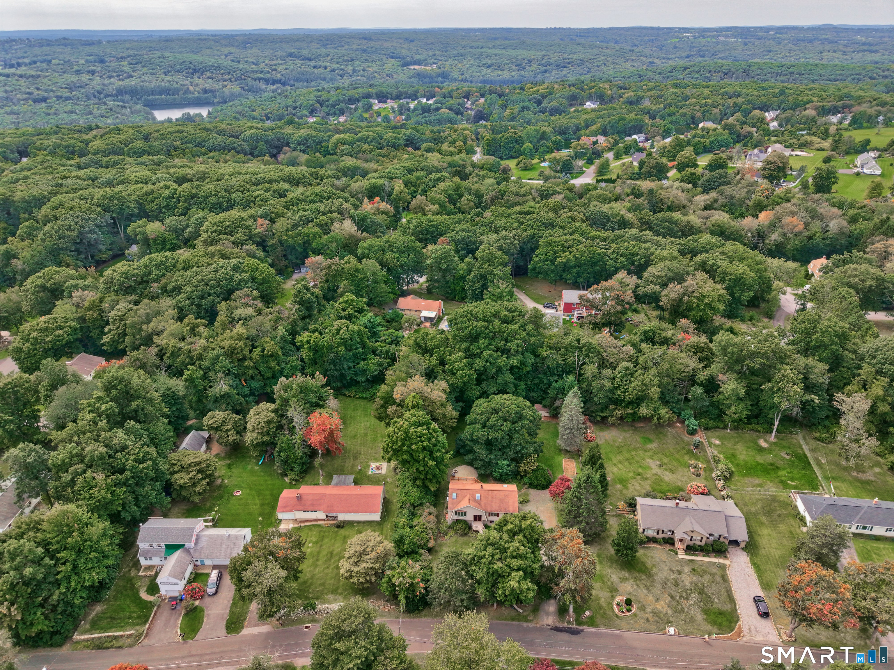 136 Babbitt Road Thomaston, CT 06787 - Photo 2 of 40 Gallery Image 2