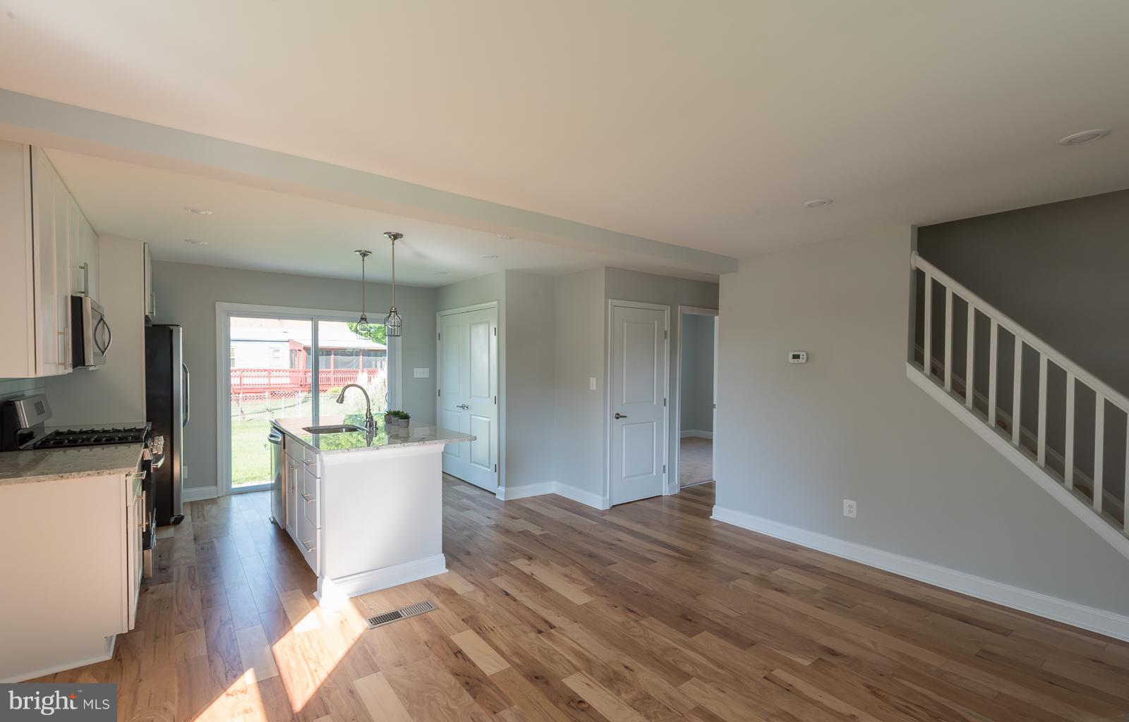 8228 Watersedge Road Baltimore, MD 21222 - Photo 8 of 24 Kitchen