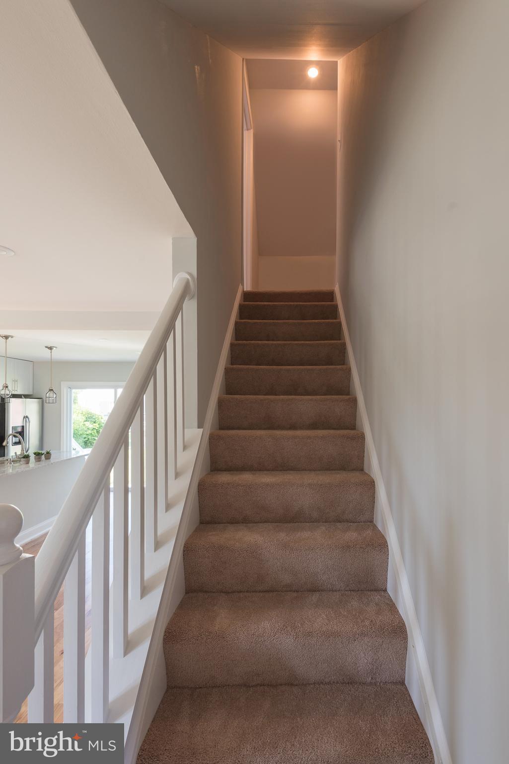 8228 Watersedge Road Baltimore, MD 21222 - Photo 10 of 24 Interior (General)