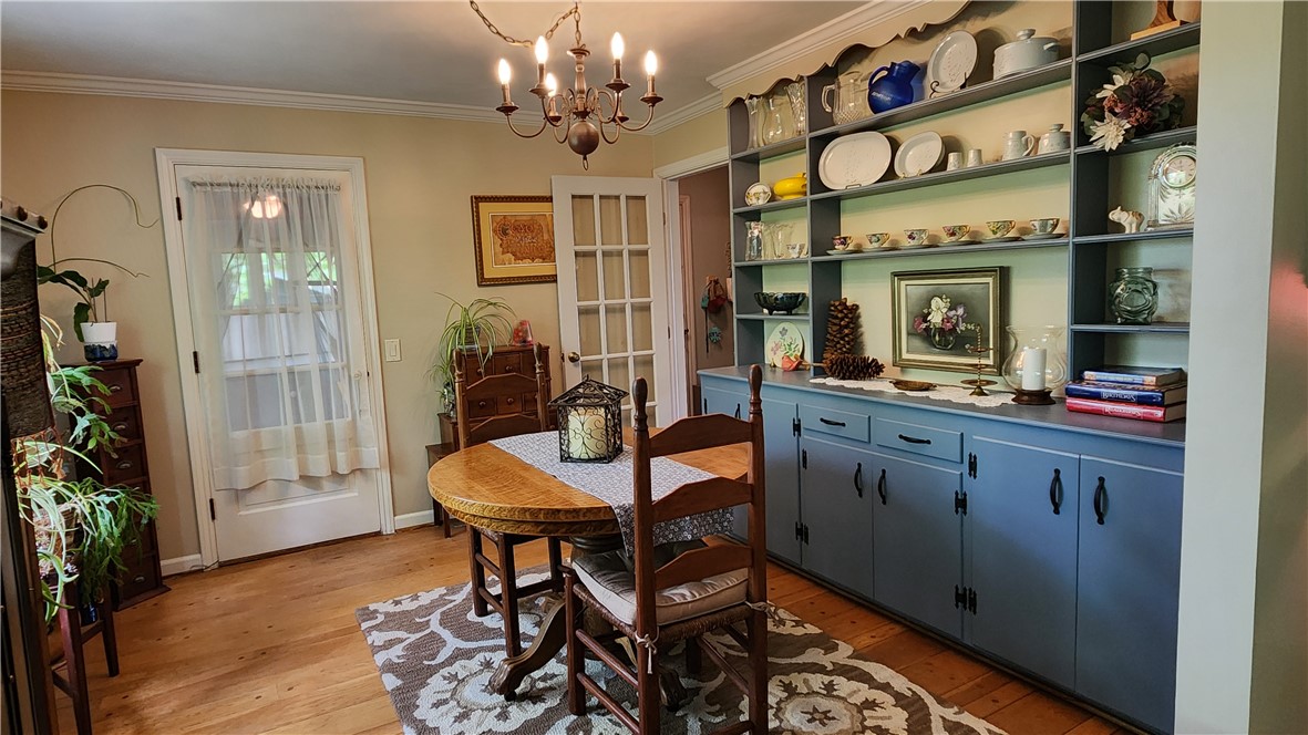 225 Brookview Drive Irondequoit, NY 14617 - Photo 10 of 50