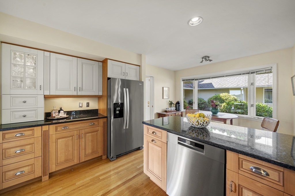 4 Bittersweet Lane, Unit 4 Bourne, MA 02532 - Photo 8 of 41