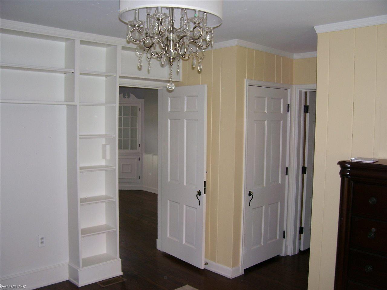 680 Hampton Road Grosse Pointe, MI 48236 - Photo 23 of 44 31382028-22.JPG