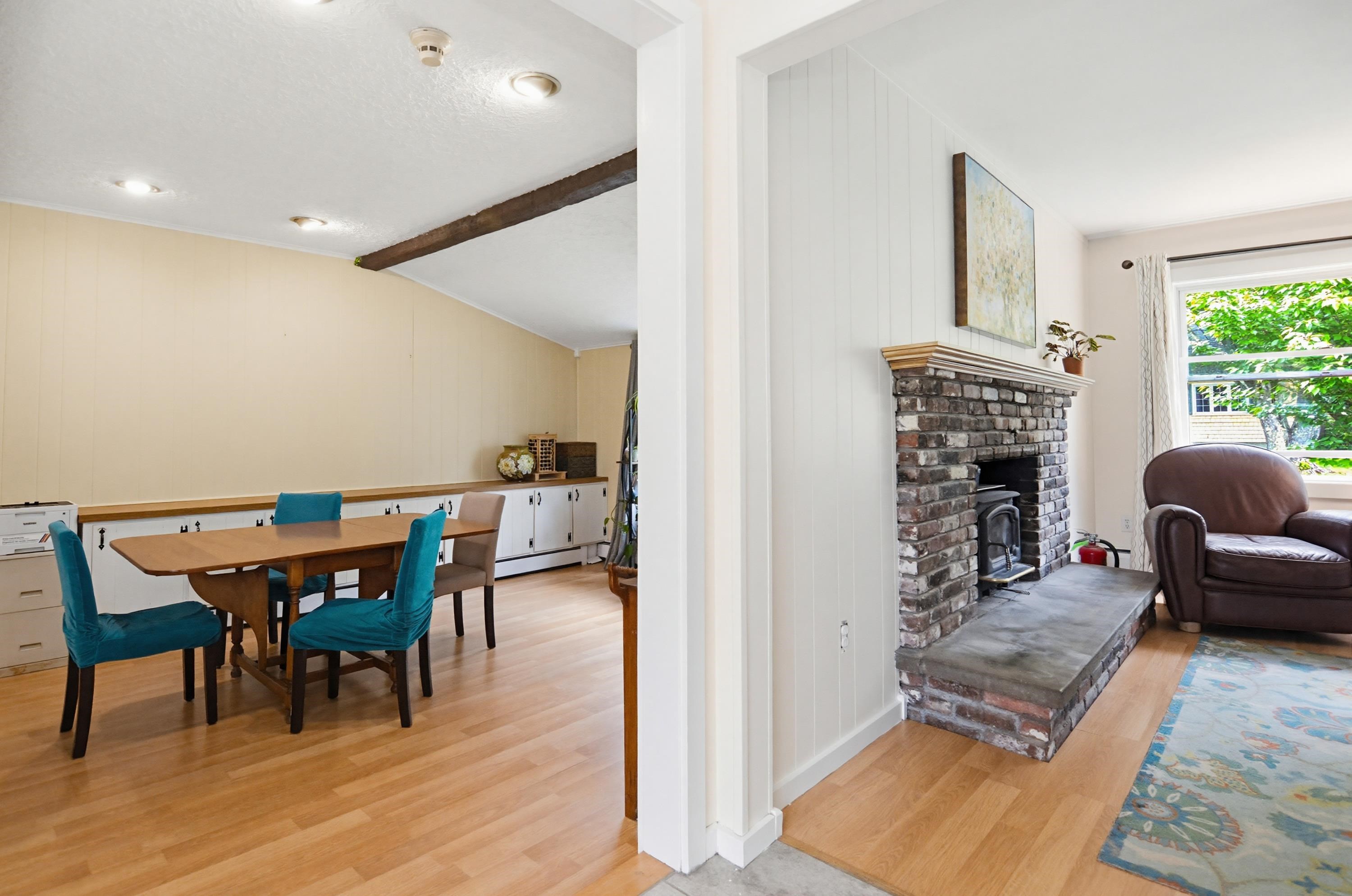 6 Ray Drive Hooksett, NH 03106 - Photo 11 of 52