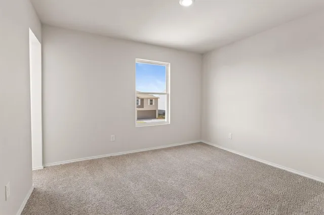 $2,095 | 217 Arbor Court, Granbury, TX 76048