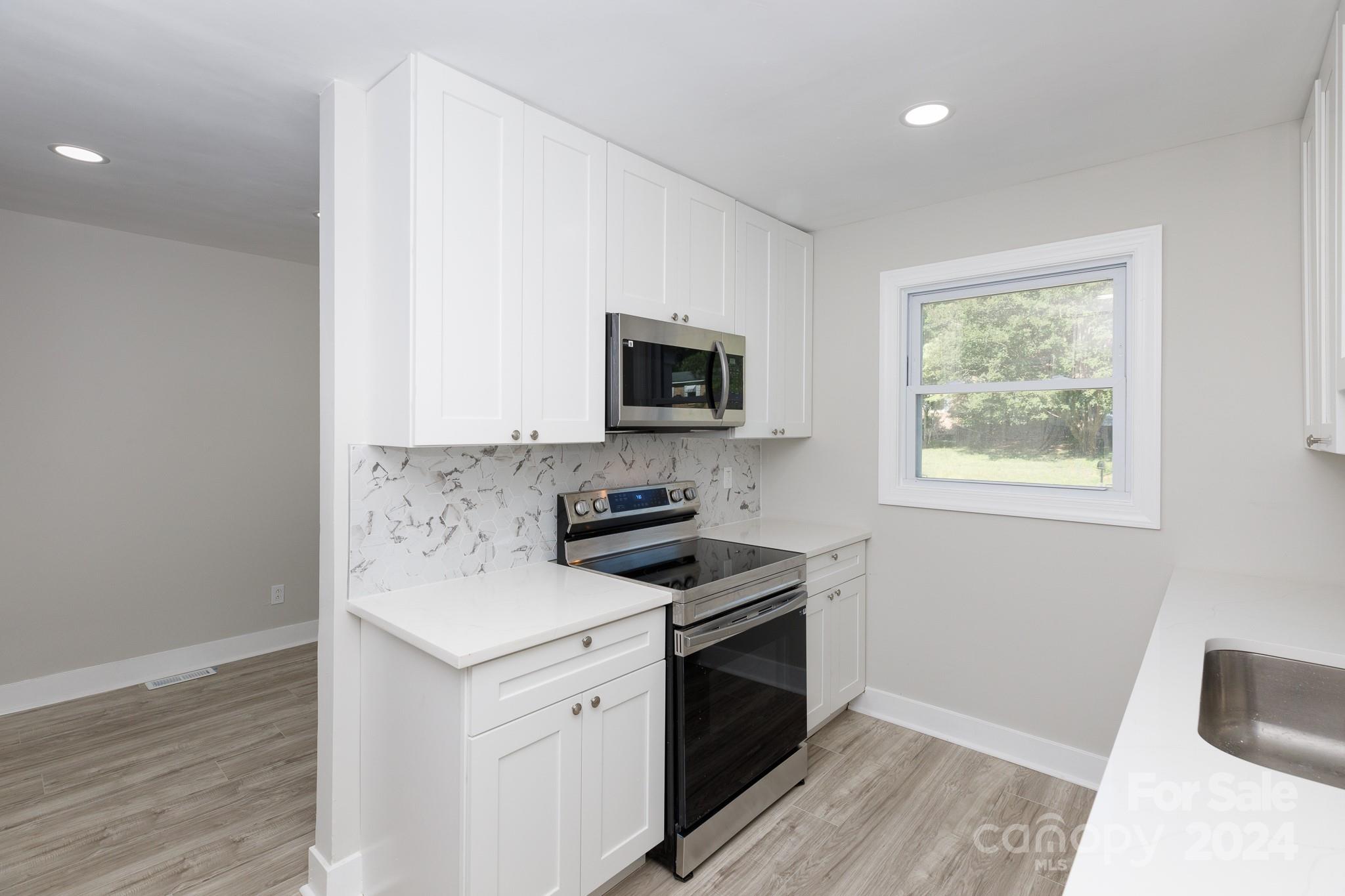 113 Valley Road York, SC 29745 - Photo 4 of 18 Gallery Image 4