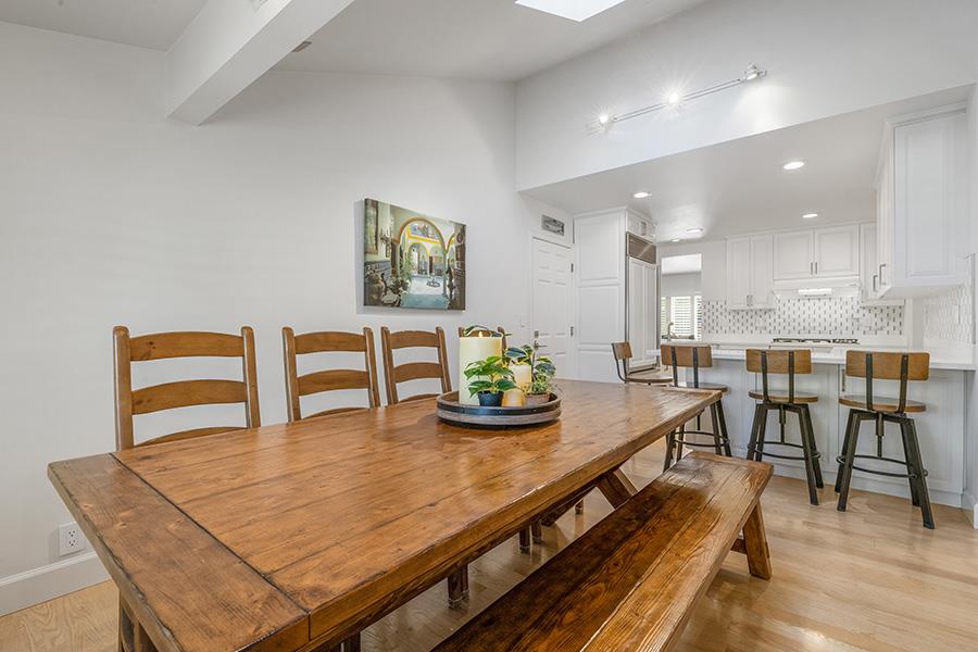 2171 Cedar Avenue Menlo Park, CA 94025 - Photo 8 of 45 a view of a dining room with furniture