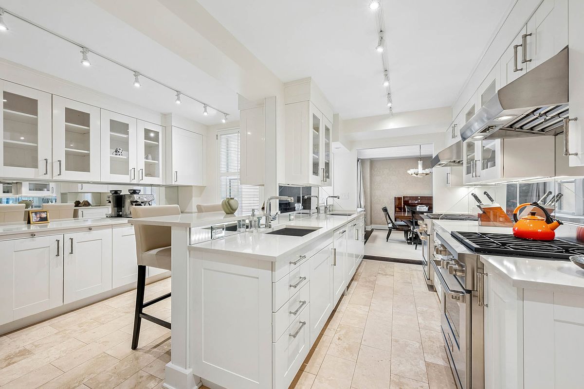 3 East 69th Street, Unit 7/8A Manhattan, NY 10021 - Photo 5 of 14