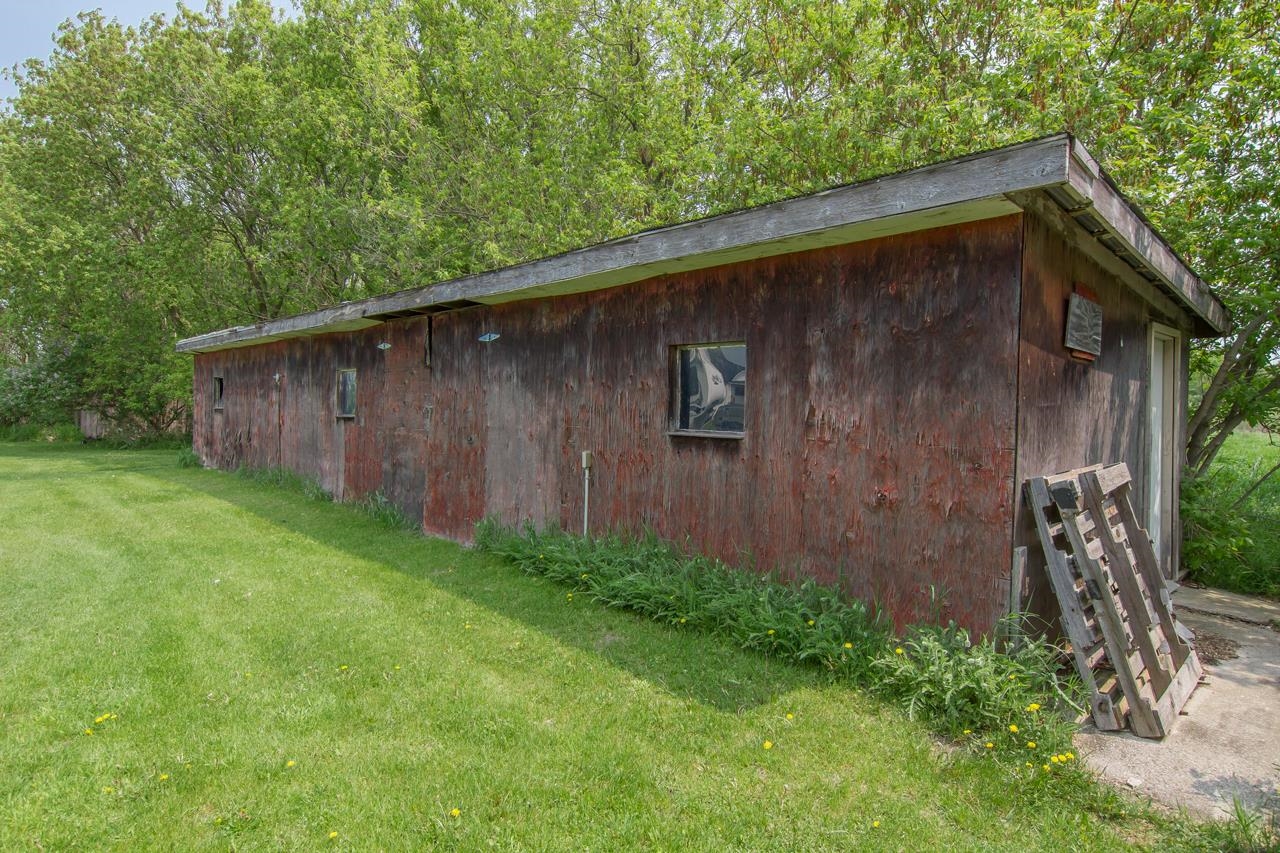 4538 North Coleman Road Coleman, MI 48618 - Photo 7 of 21 1911158-6.JPG