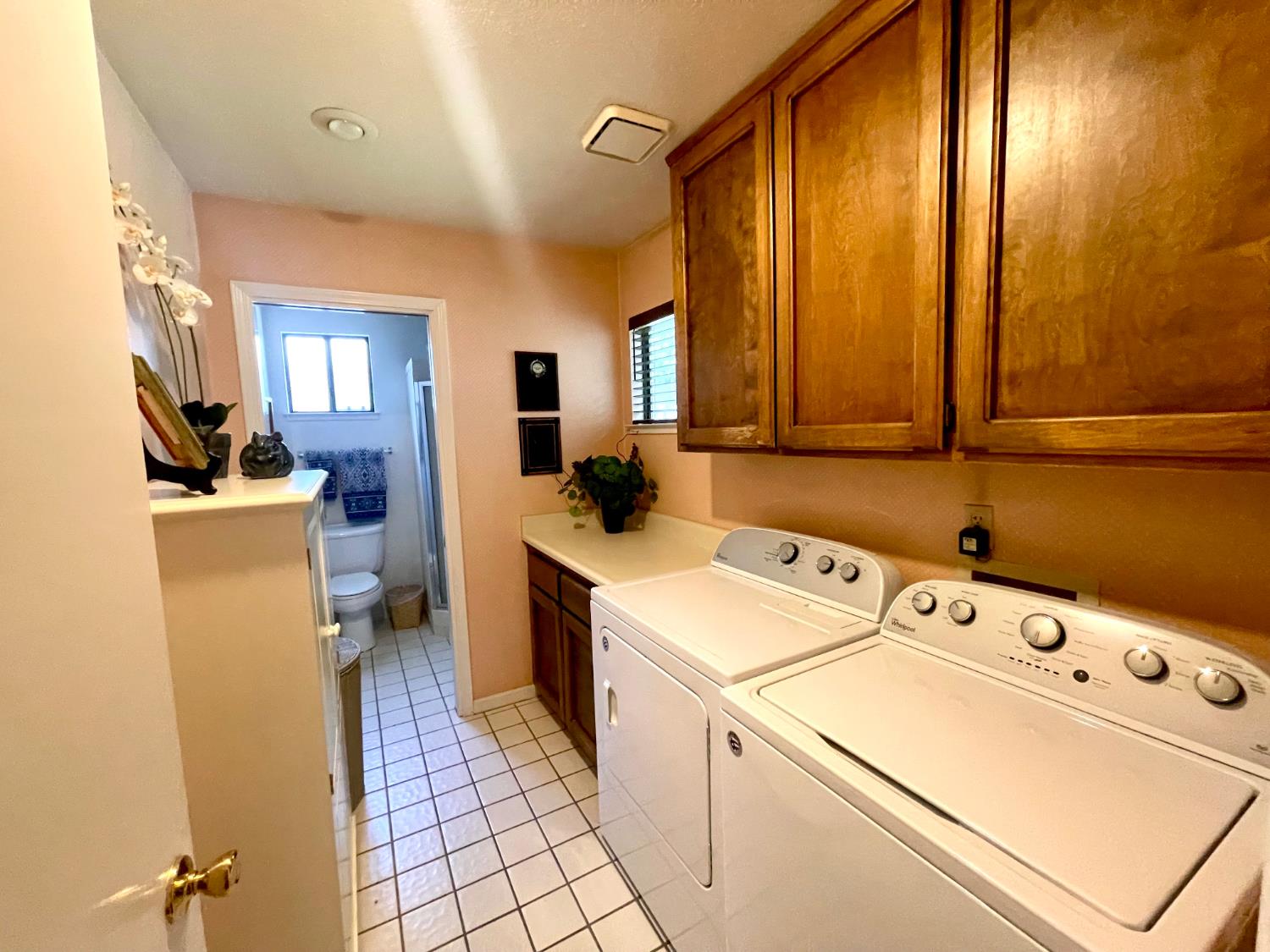 2052 Del Rio Drive Stockton, CA 95204 - Photo 23 of 28