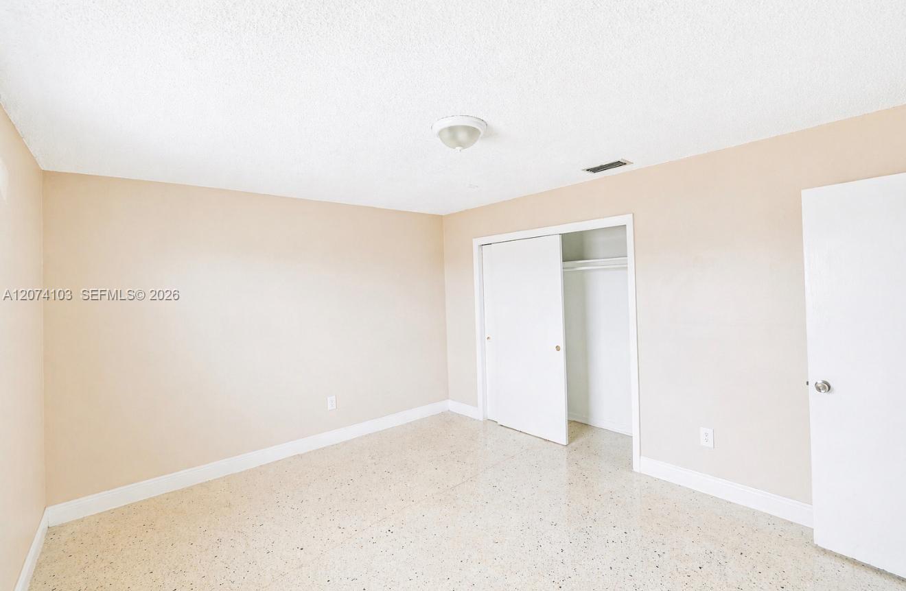 2315 West Okeechobee Road, Unit 304 Hialeah, FL 33010 - Photo 4 of 8 Gallery Image 4