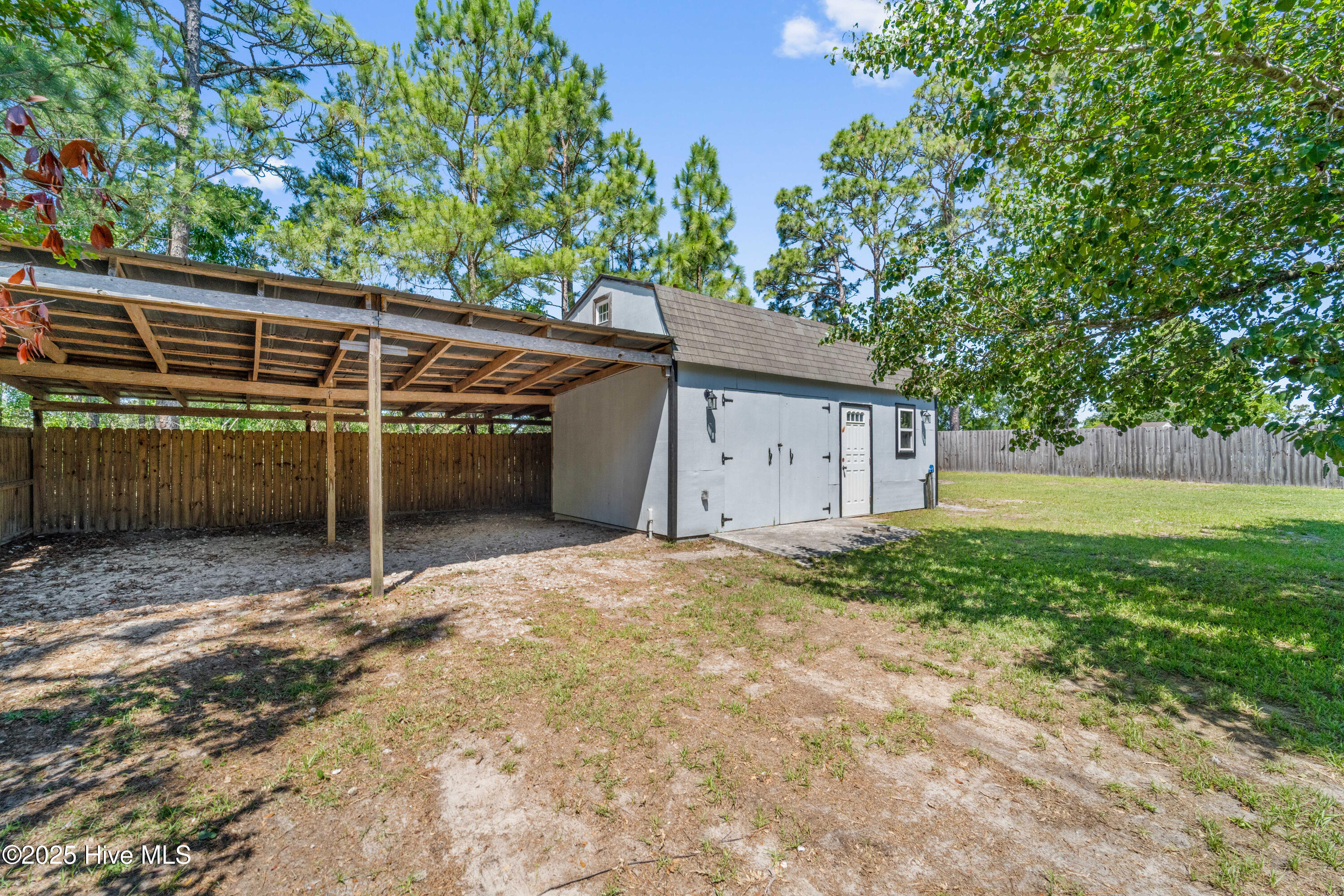 159 Kingsbridge Road Hubert, NC 28539 - Photo 11 of 22 Shed