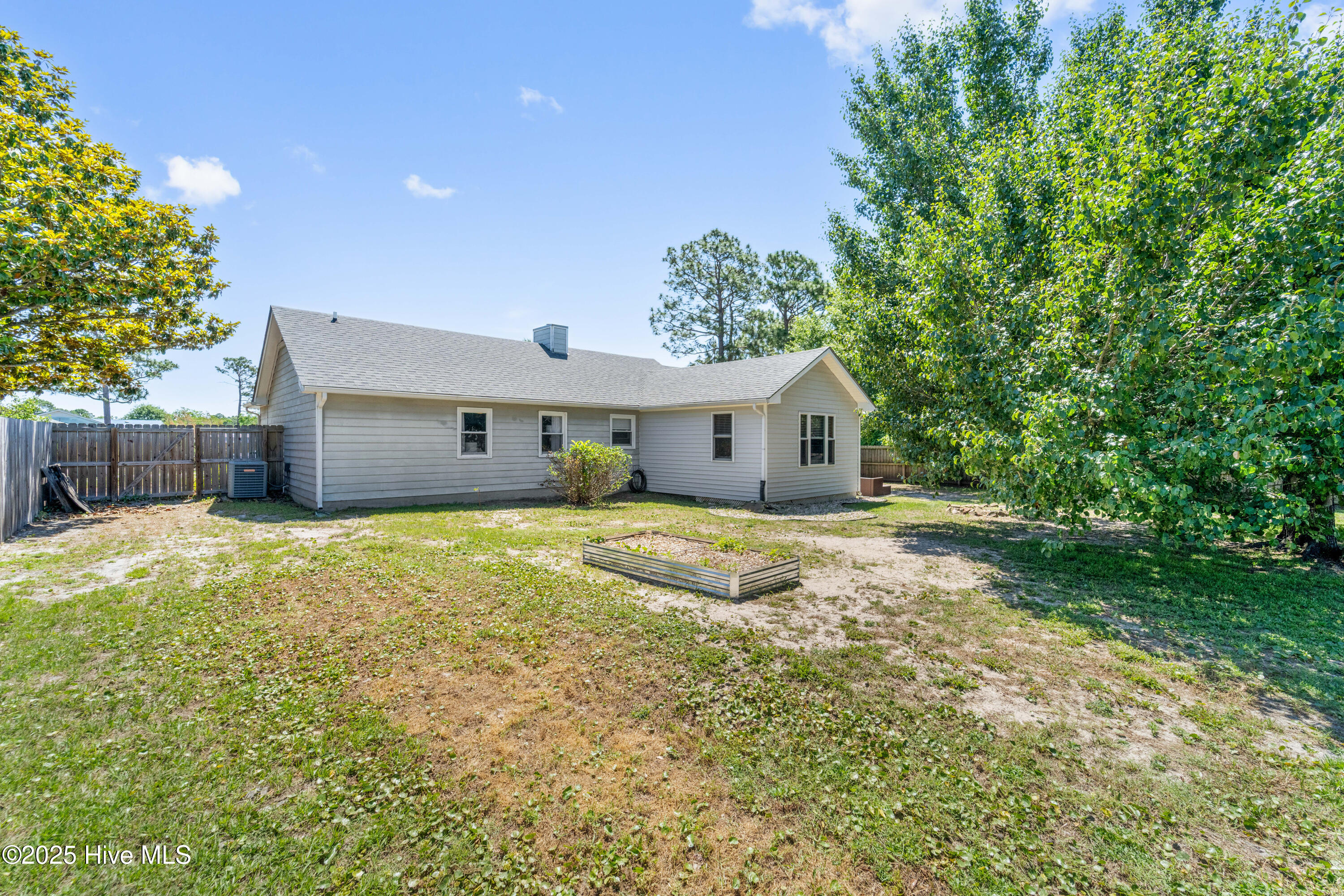 159 Kingsbridge Road Hubert, NC 28539 - Photo 15 of 22 Bck Yard