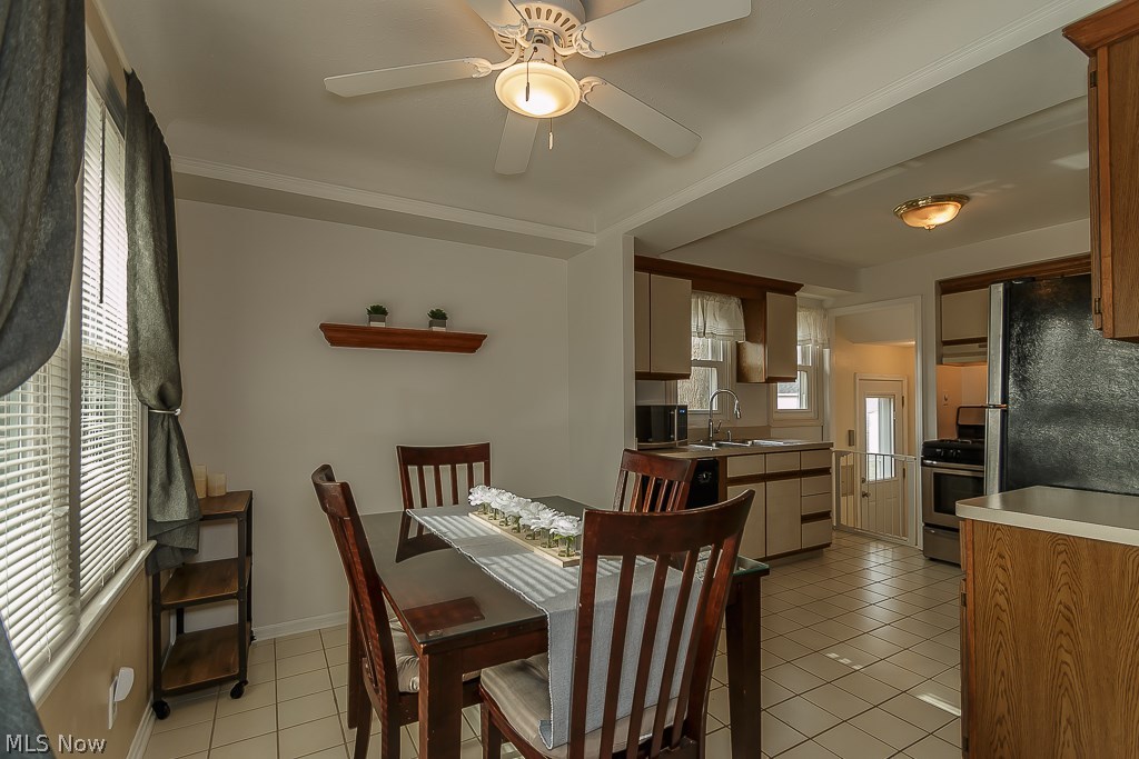 31801 Glenhurst Road Willowick, OH 44095 - Photo 9 of 28