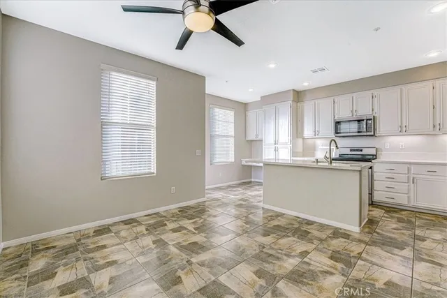 $3,950 | 18 Kenilworth Lane, Unit 150, Aliso Viejo, CA 92656