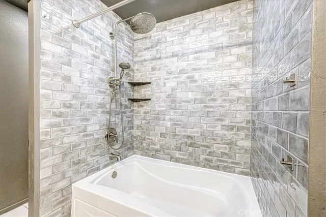 $3,950 | 18 Kenilworth Lane, Unit 150, Aliso Viejo, CA 92656