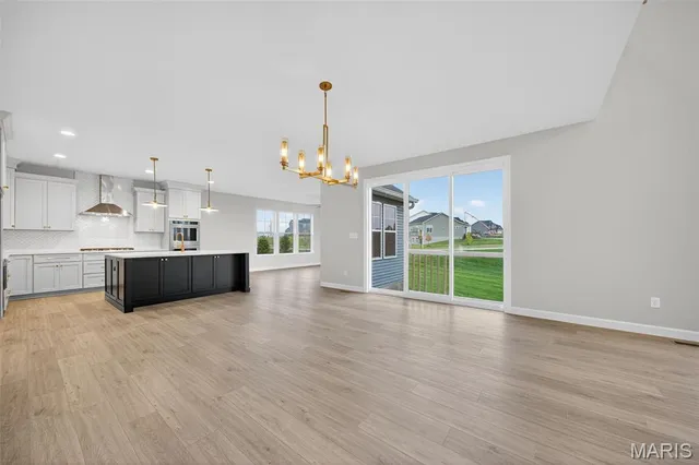 $924,900 | 8 Country House Court, Wentzville, MO 63385