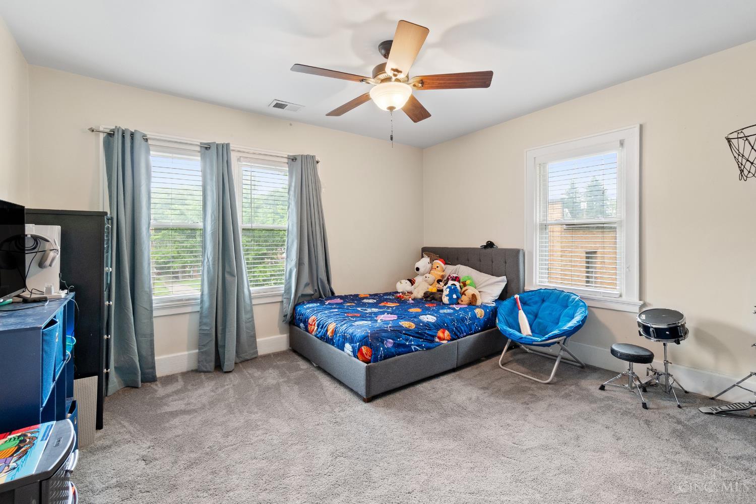 6424 Montgomery Road Cincinnati, OH 45213 - Photo 30 of 46