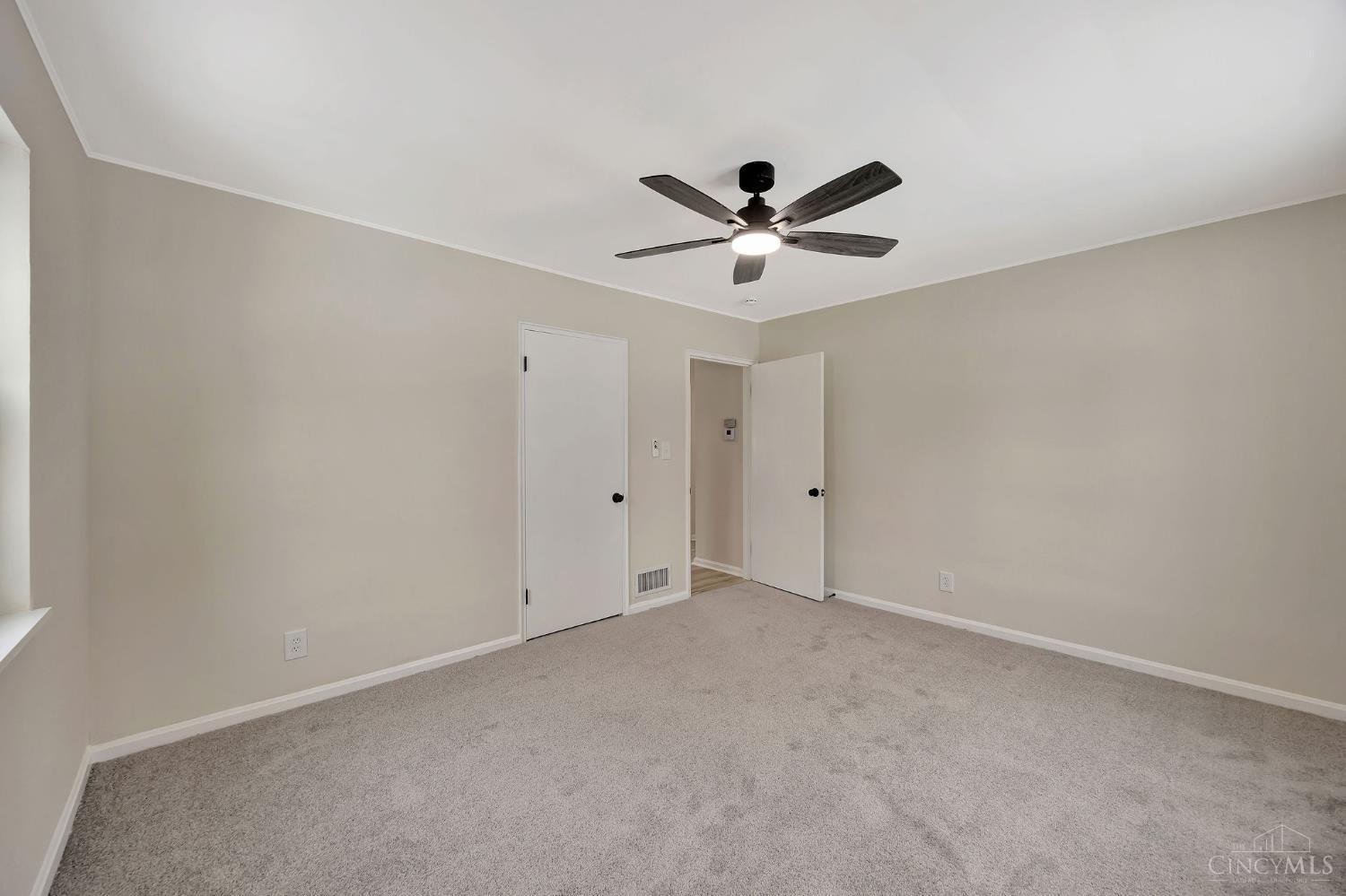 5430 Vogel Road Cincinnati, OH 45239 - Photo 23 of 52 Gallery Image 23