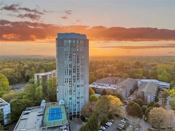 $1,799 | 2870 Pharr Ct S Northwest, Unit 2704, Atlanta, GA 30305