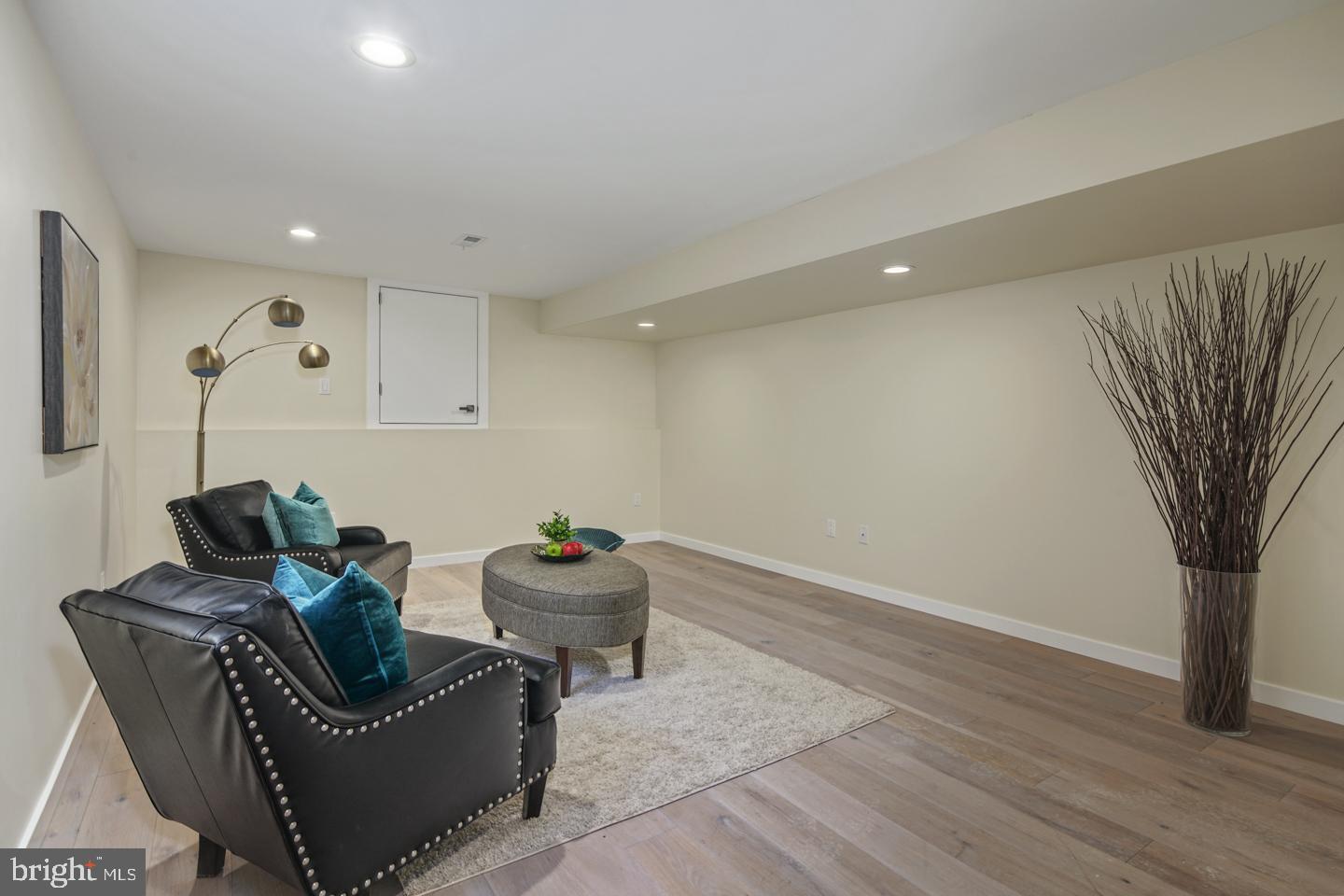 610 East Phil Ellena Street Philadelphia, PA 19119 - Photo 30 of 33 recreation room/family room