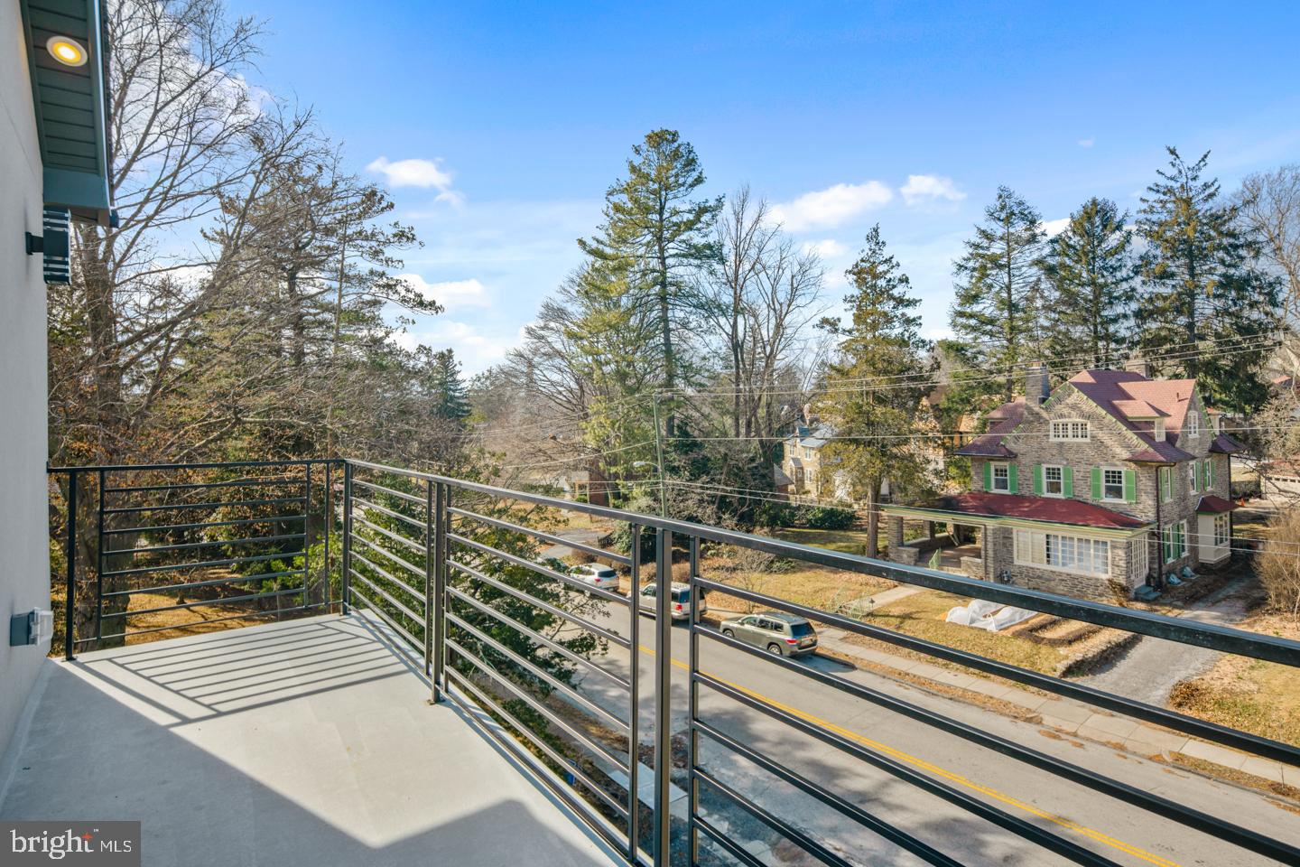 610 East Phil Ellena Street Philadelphia, PA 19119 - Photo 33 of 33 Living room balcony