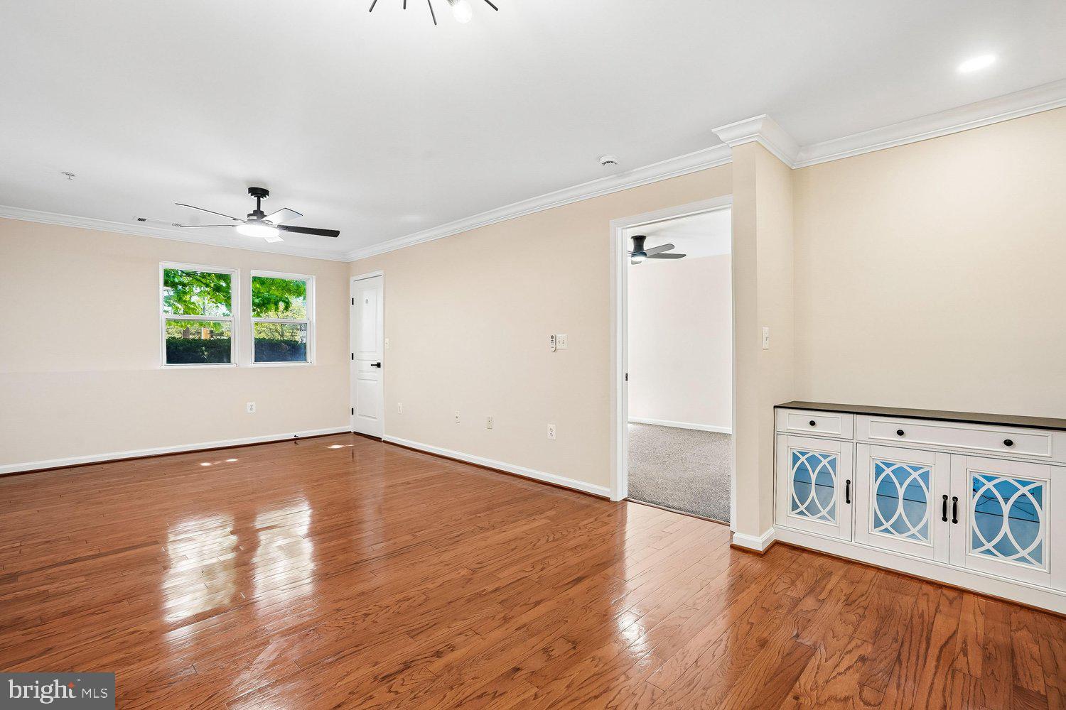 12001 Market Street, Unit T51 Reston, VA 20190 - Photo 13 of 60 Living Room