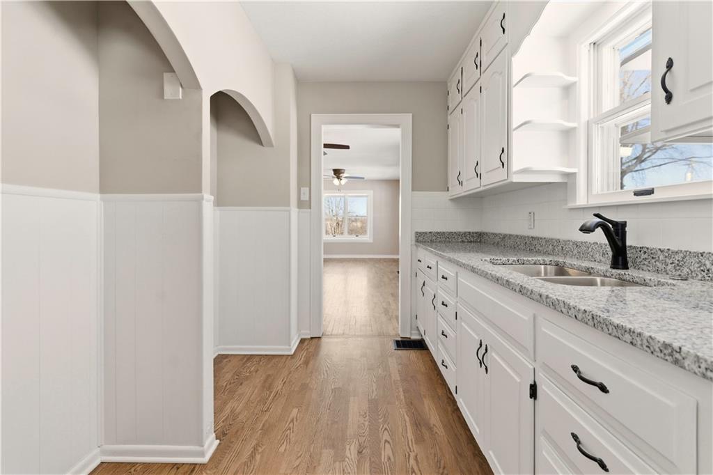 17675 Evans Road Tonganoxie, KS 66086 - Photo 13 of 39