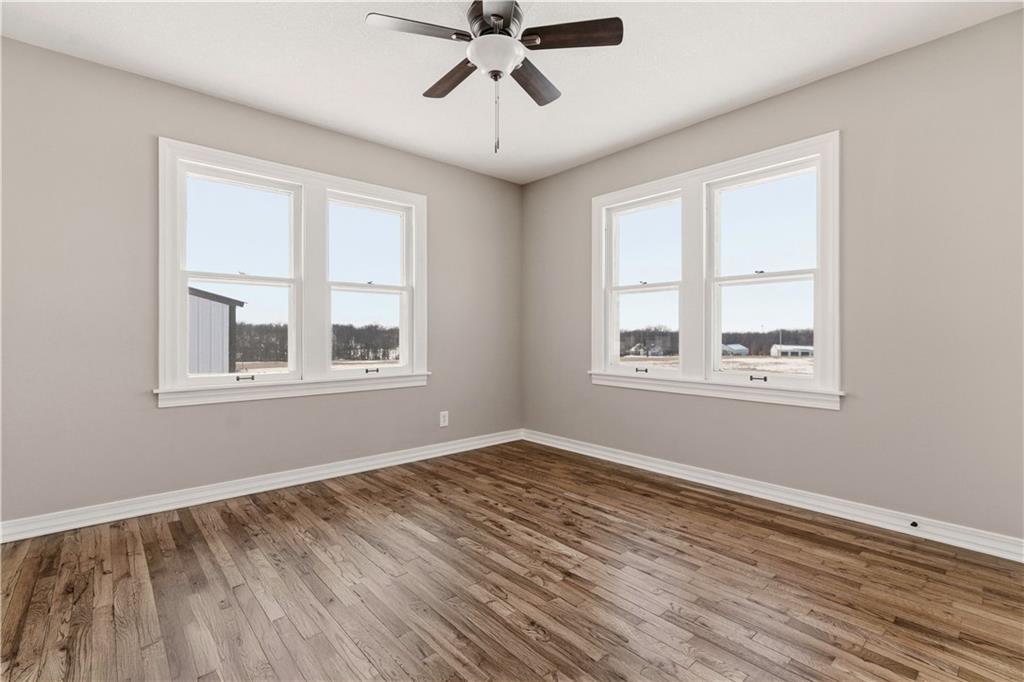 17675 Evans Road Tonganoxie, KS 66086 - Photo 18 of 39