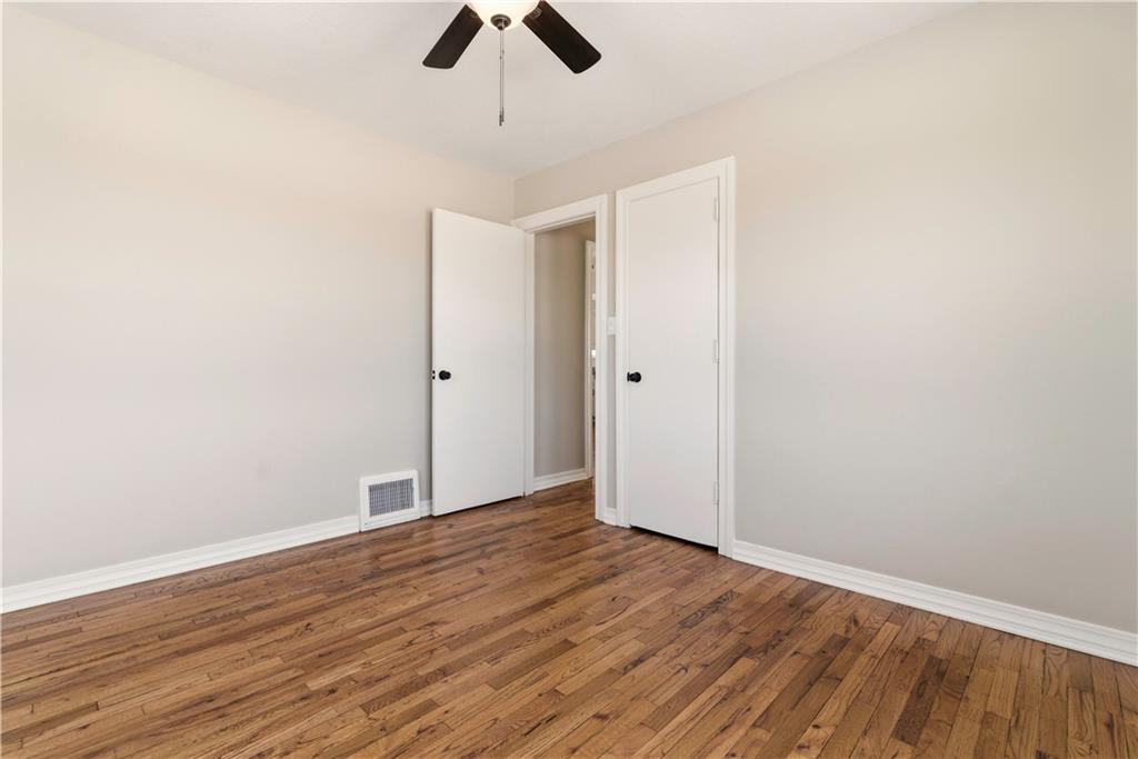 17675 Evans Road Tonganoxie, KS 66086 - Photo 19 of 39