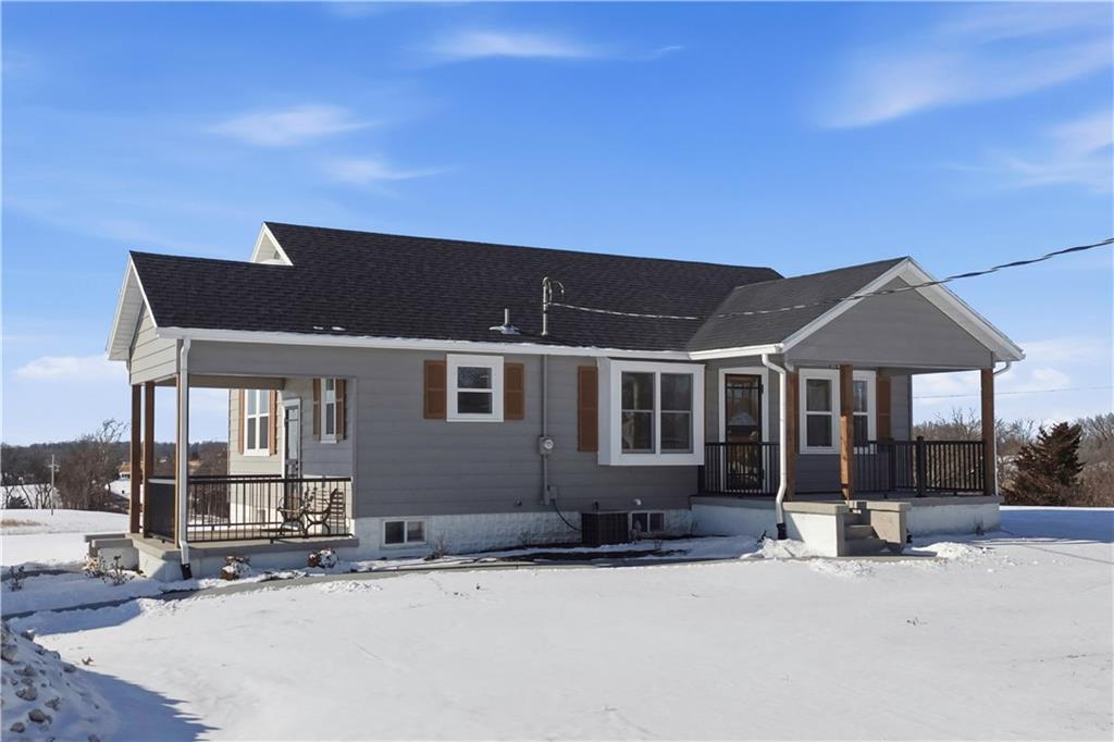 17675 Evans Road Tonganoxie, KS 66086 - Photo 4 of 39